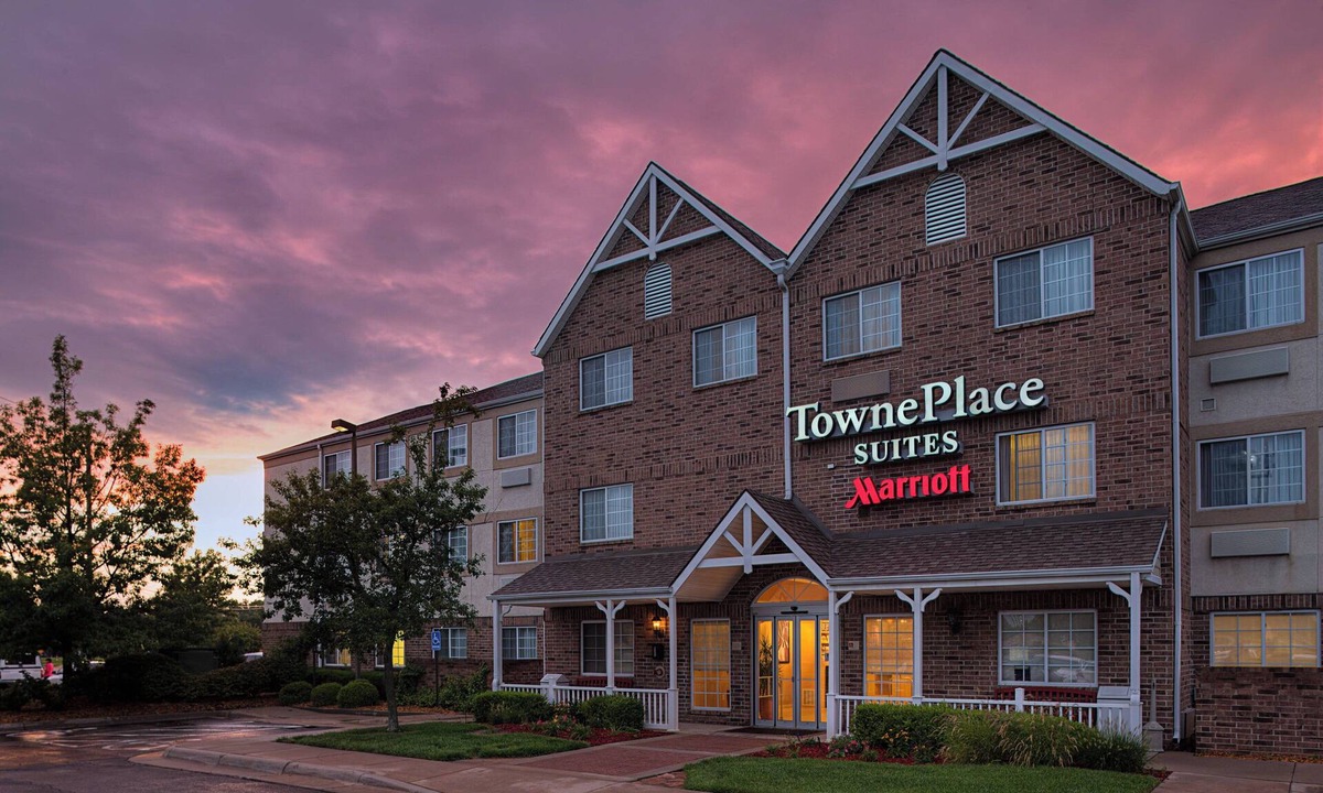 Greenwich Hotel | TownePlace Suites by Marriott Wichita East