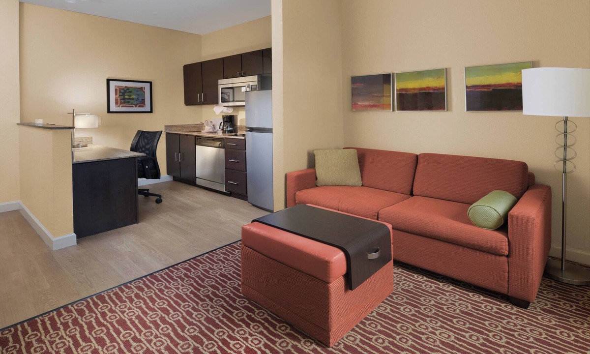 Clute Hotel | TownePlace Suites by Marriott Lake Jackson Clute