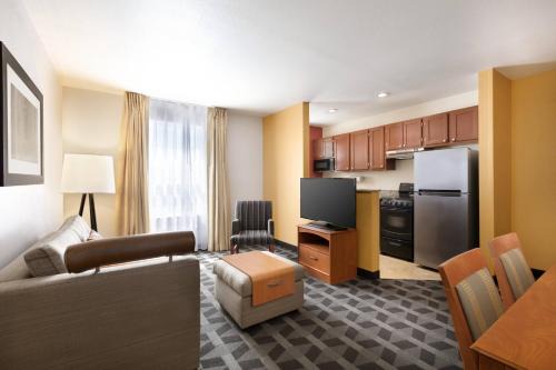 Gaithersburg Hotel | TownePlace Suites Gaithersburg