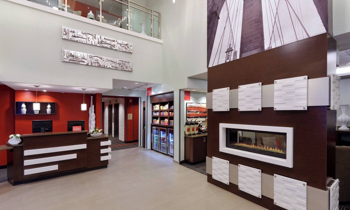 Springfield Hotel | TownePlace Suites Springfield