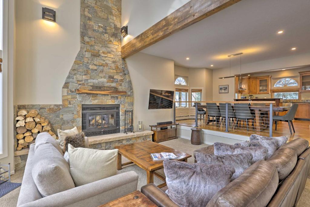 Eagle-Vail House | Townhome ~ 4 Mi to Beaver Creek & 8 Mi to Vail!