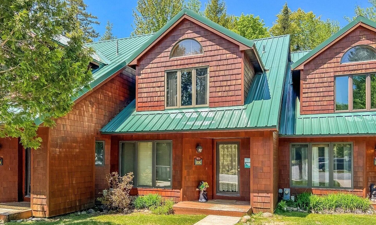 Inlet House | Townhome B3 - 4th Lake