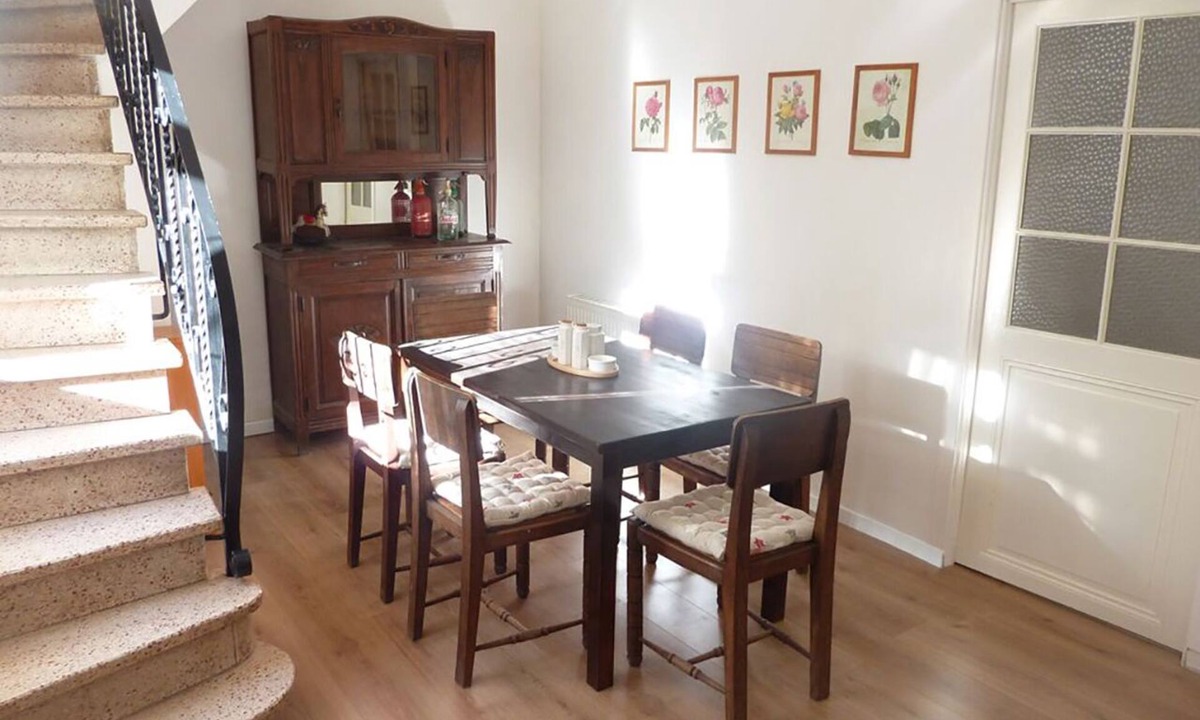 Laroque-des-Alberes House | Townhouse in the old town of Laroque