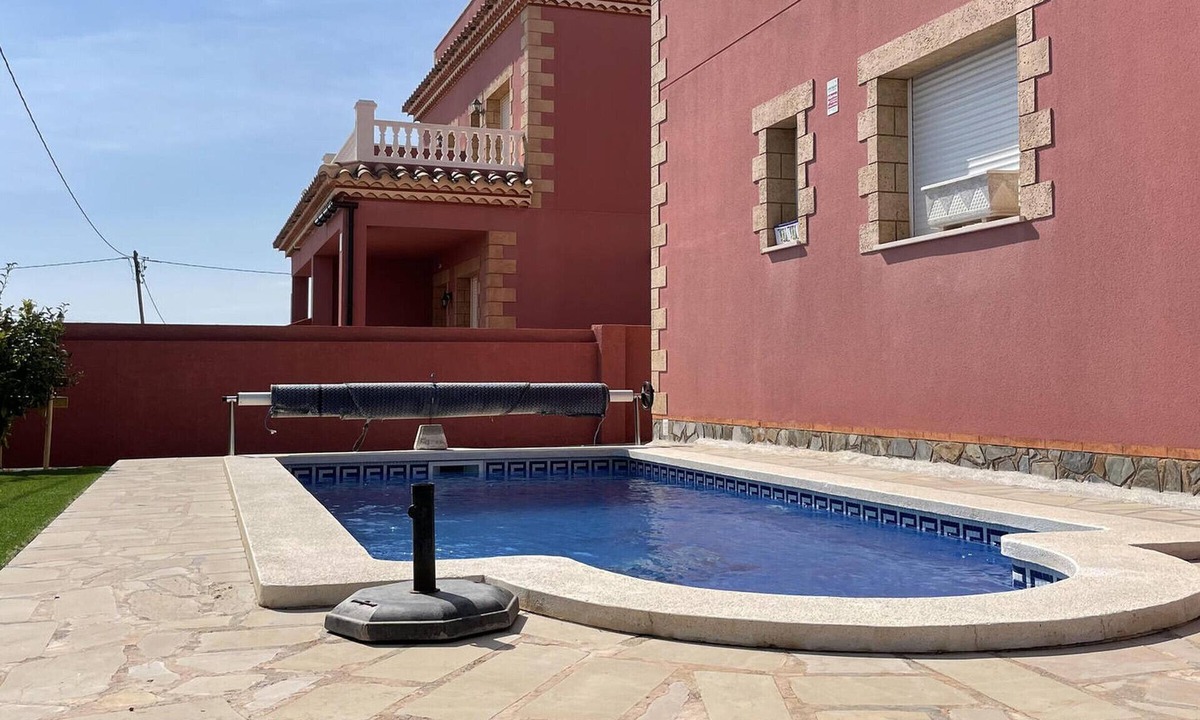 Miami Platja Cottage | Townhouse in Miami Platja with Private Pool