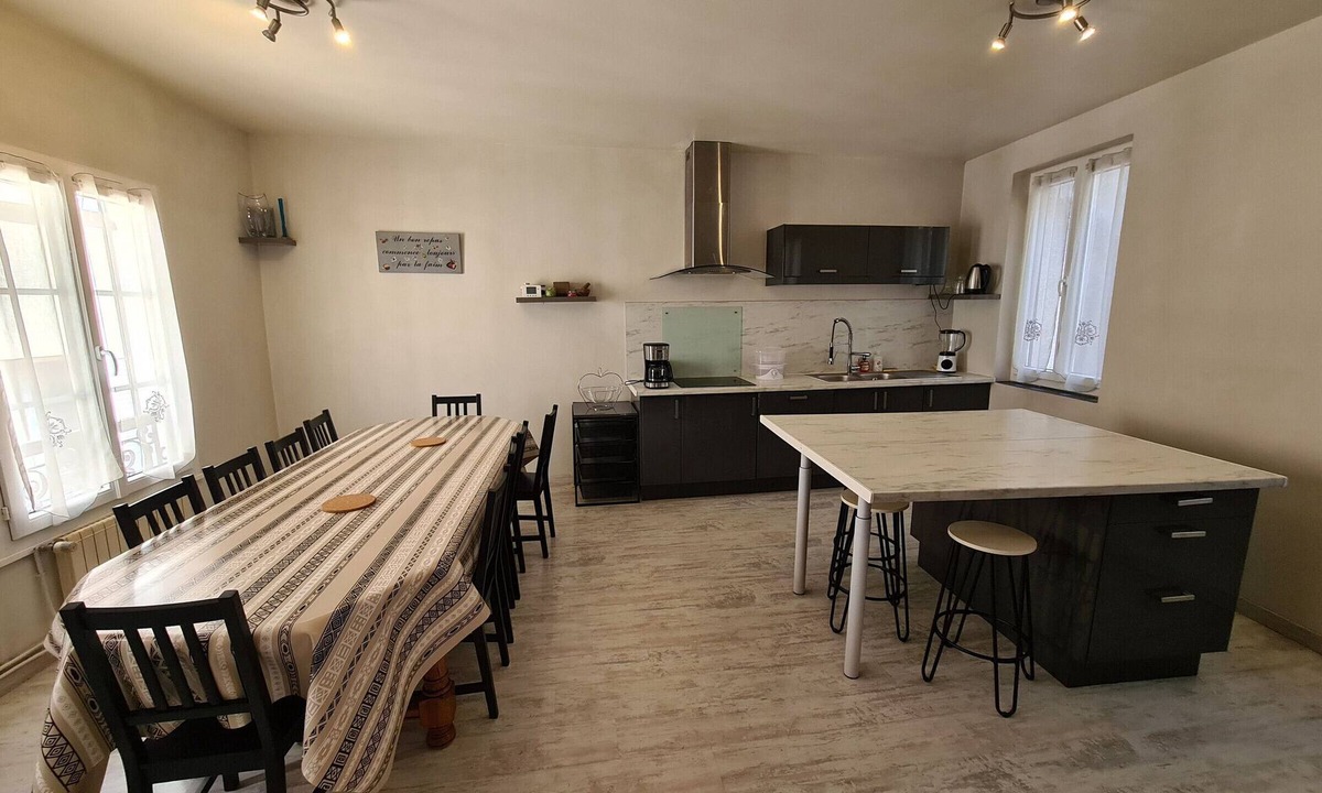 Bourgogne Cottage | Townhouse in Orléans, near Loire and center