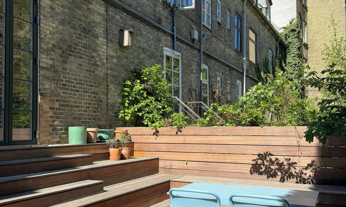 Osterbro House | Townhouse near beach and metro in Østerbro