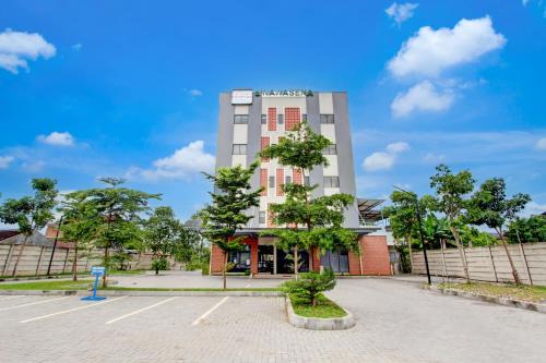 Grogol Hotel | Townhouse Oak near The Park Mall Solo formerly D’Nawasena Guest House