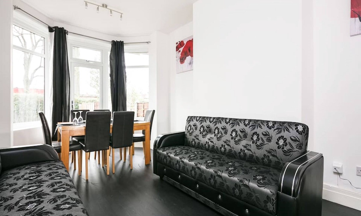 Chorlton-cum-Hardy House | Townhouse South Manchester