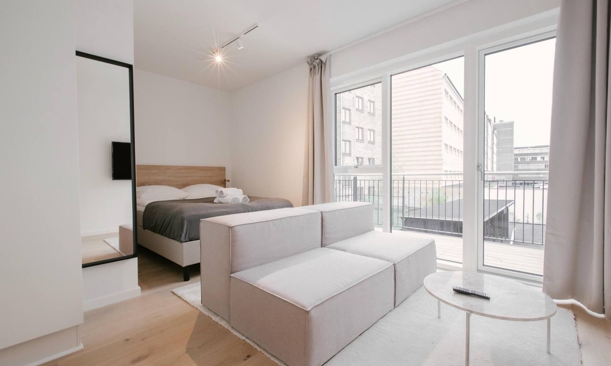 København N Apartment | Townhouse Studio w Large Private Balcony