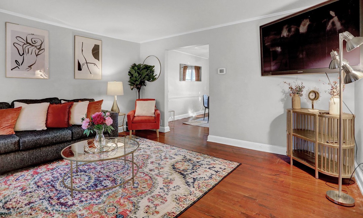 Towson House | Towson Center B