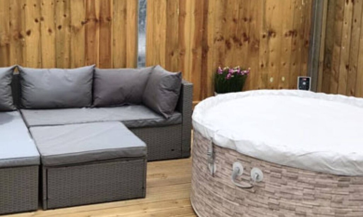 Pentrefelin Cottage | Towy Valley Pod