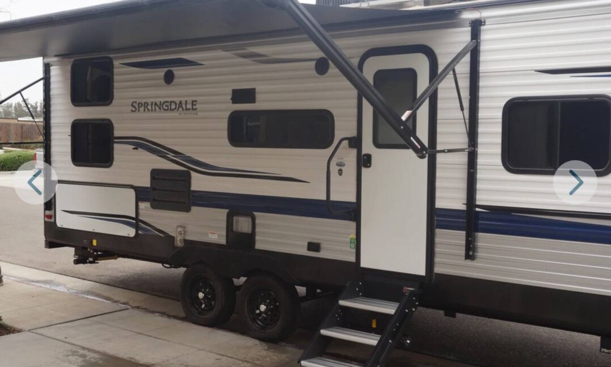 Brentwood House | Toy Hauler Vengence Rouge