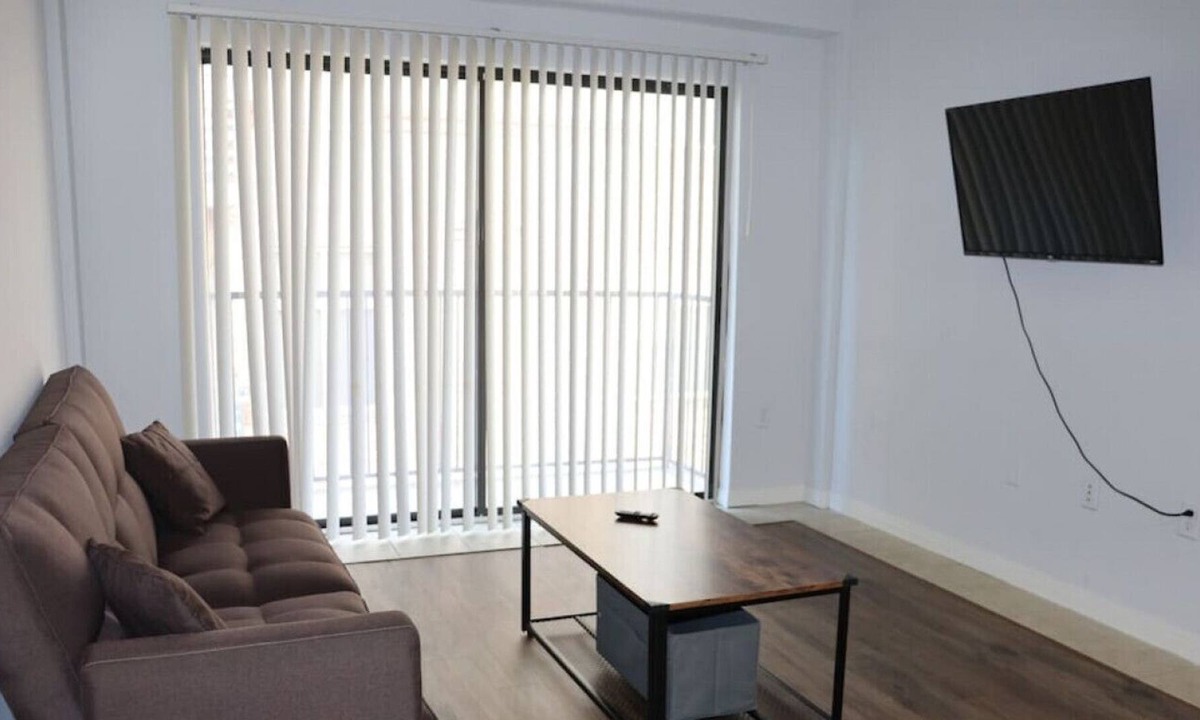 West Campus Apartment | TP 403 Luckey · Lovely, Spacious ATX Stay + GREAT location!