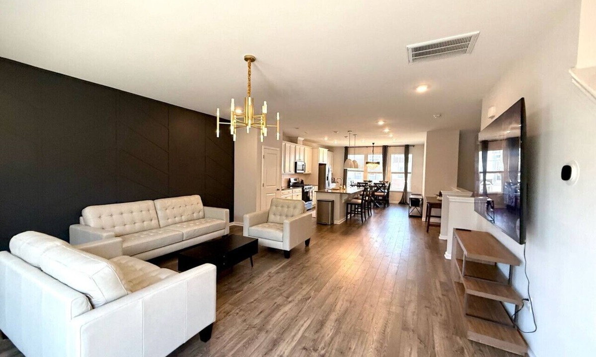 Durham Villa | TPV - Xanadu - New-By RDU w/Heated Indoor Pool&Gym
