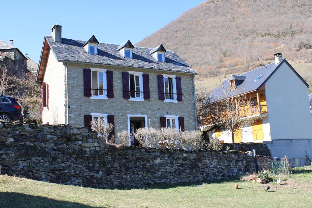 Ancizan House | Très belle maison typique proche de Saint-Lary