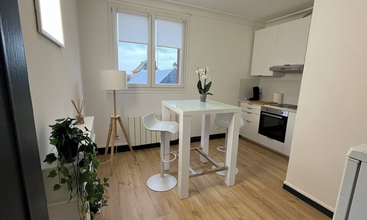 Friville-Escarbotin Apartment | Très Calme, 15 km de la Mer, Wifi