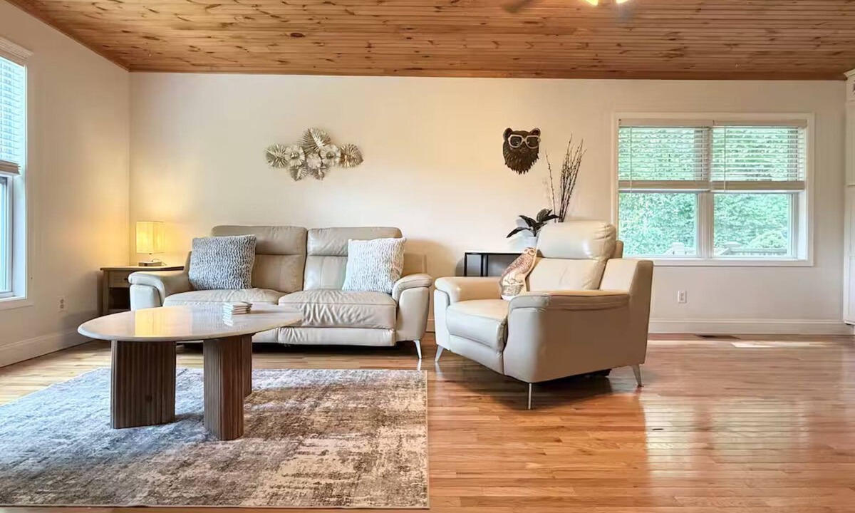 Trade House | Trade Mountain House