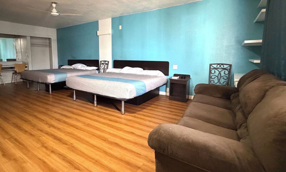 Jacksonville Hotel | Trade Wind Motel Jacksonville TX US 69