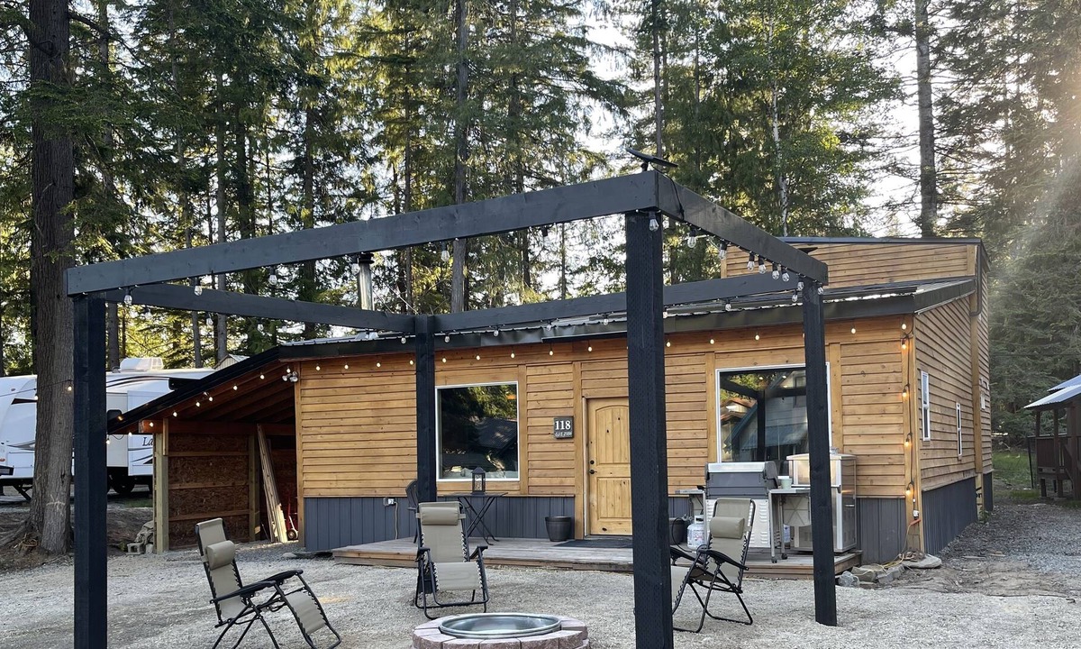 Nordman Cabin | Trading Post at Priest Lake