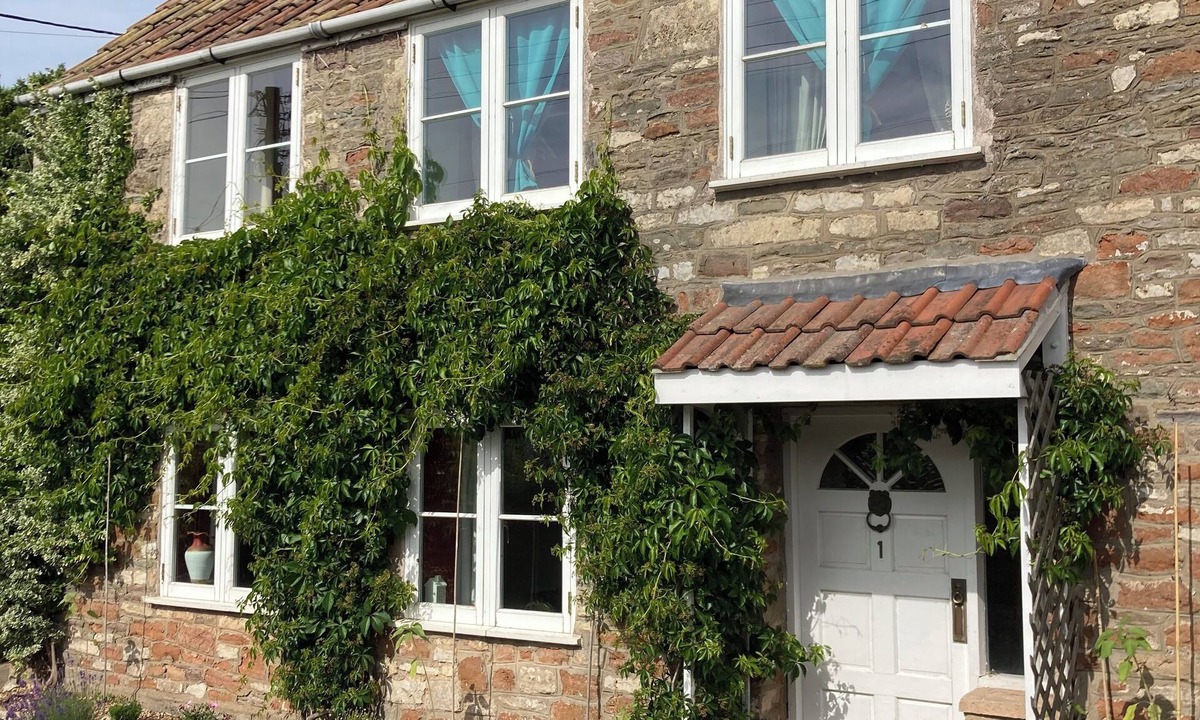 Stanton Drew Cottage | Traditional Country Cottage