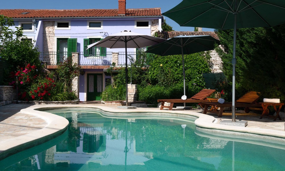 Manjadvorci House | Traditional Istrian houses 'Ladonja', with swimming pool and jacuzzi