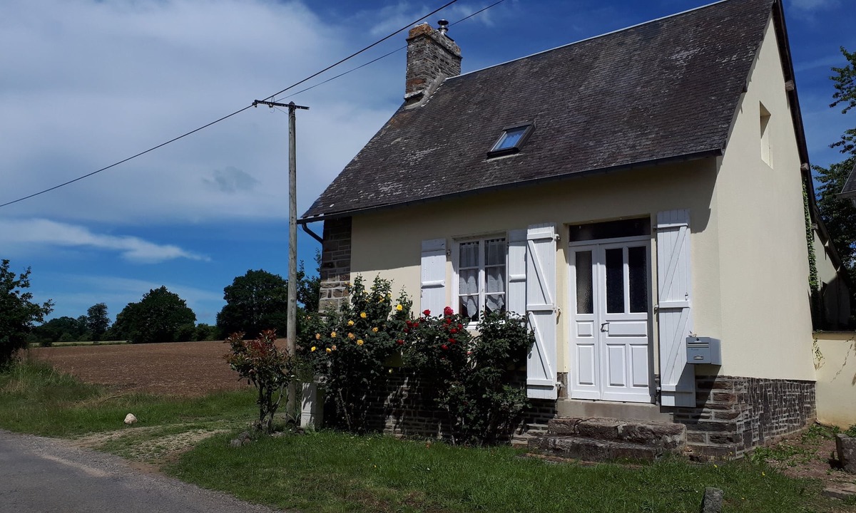Barenton Cottage | Traditional Normandy Cottage