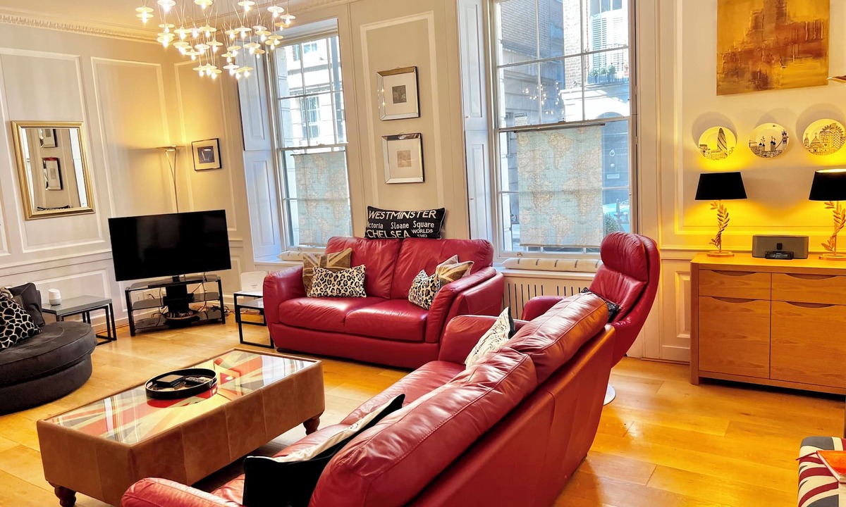 London City Centre Apartment | Trafalgar Square flat (Central London)