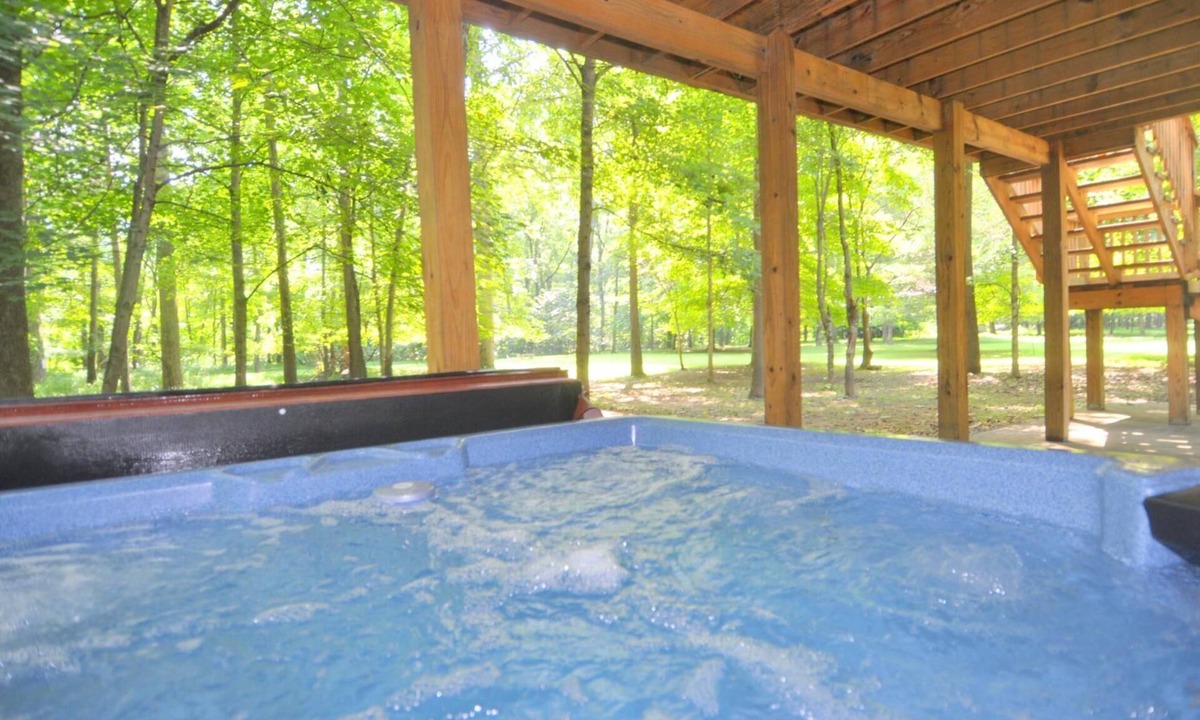 Great Cacapon House | Trails End River Retreat - Riverside