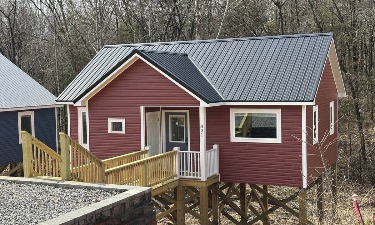 Farmville House | Trailside Cottage | 1BR Near Greenfront