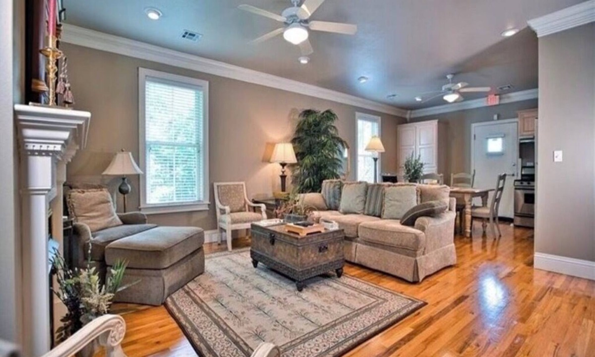 Fayetteville House | Trailside Manor - 0.5mi from UofA Campus!