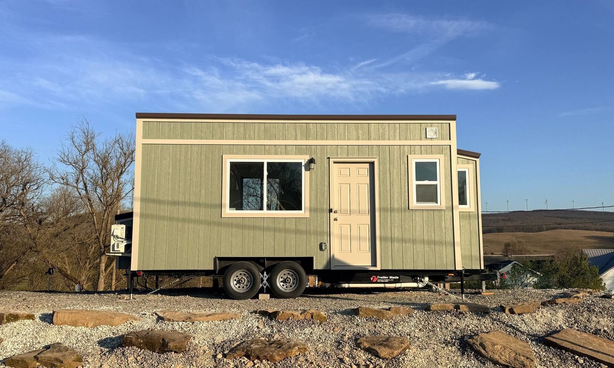 Meyersdale House | Trailside Tiny Home Retreat - Steps from GAP Trail