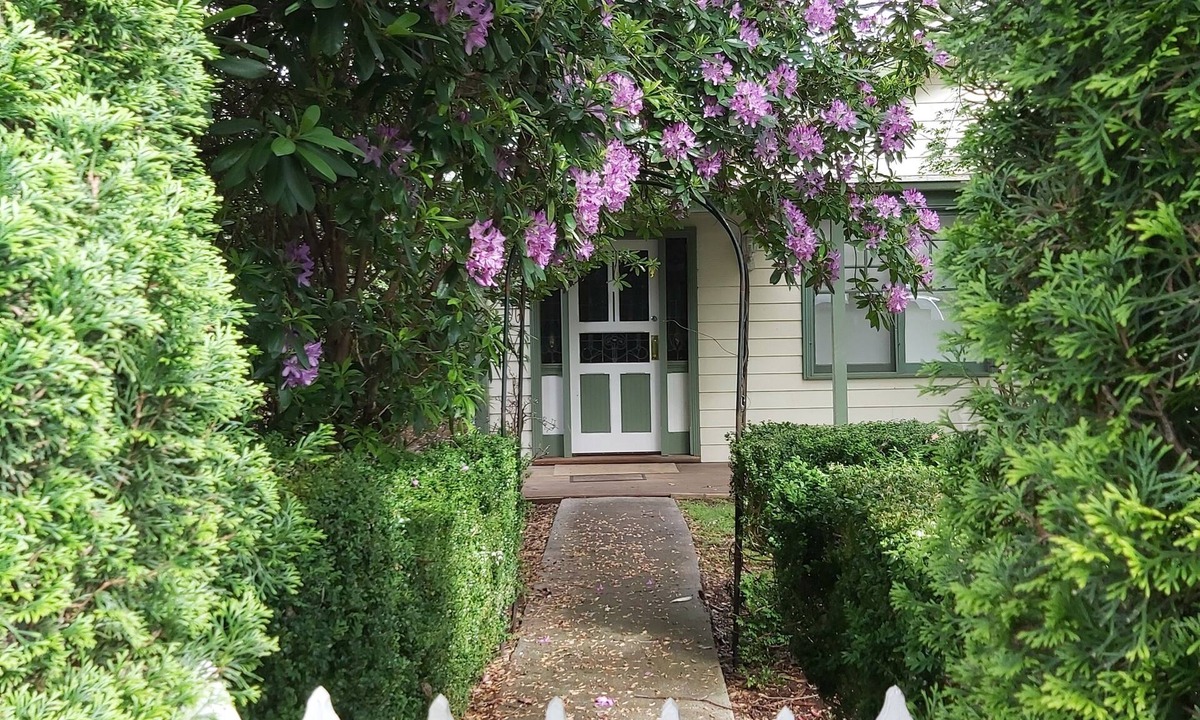 Emerald House | Train Whistle Cottage