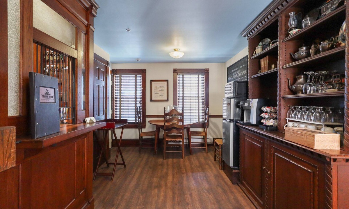 Palmer Bed & Breakfast | Trainmasters Inn