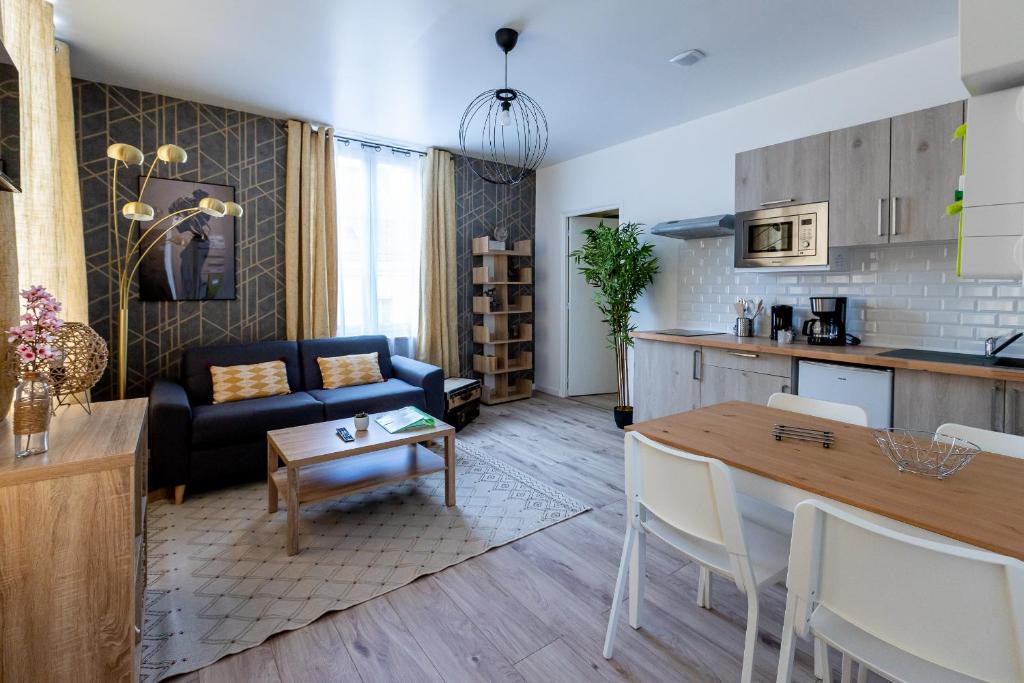 Saint-Quentin Apartment | Trankil-Apparts Centre 2