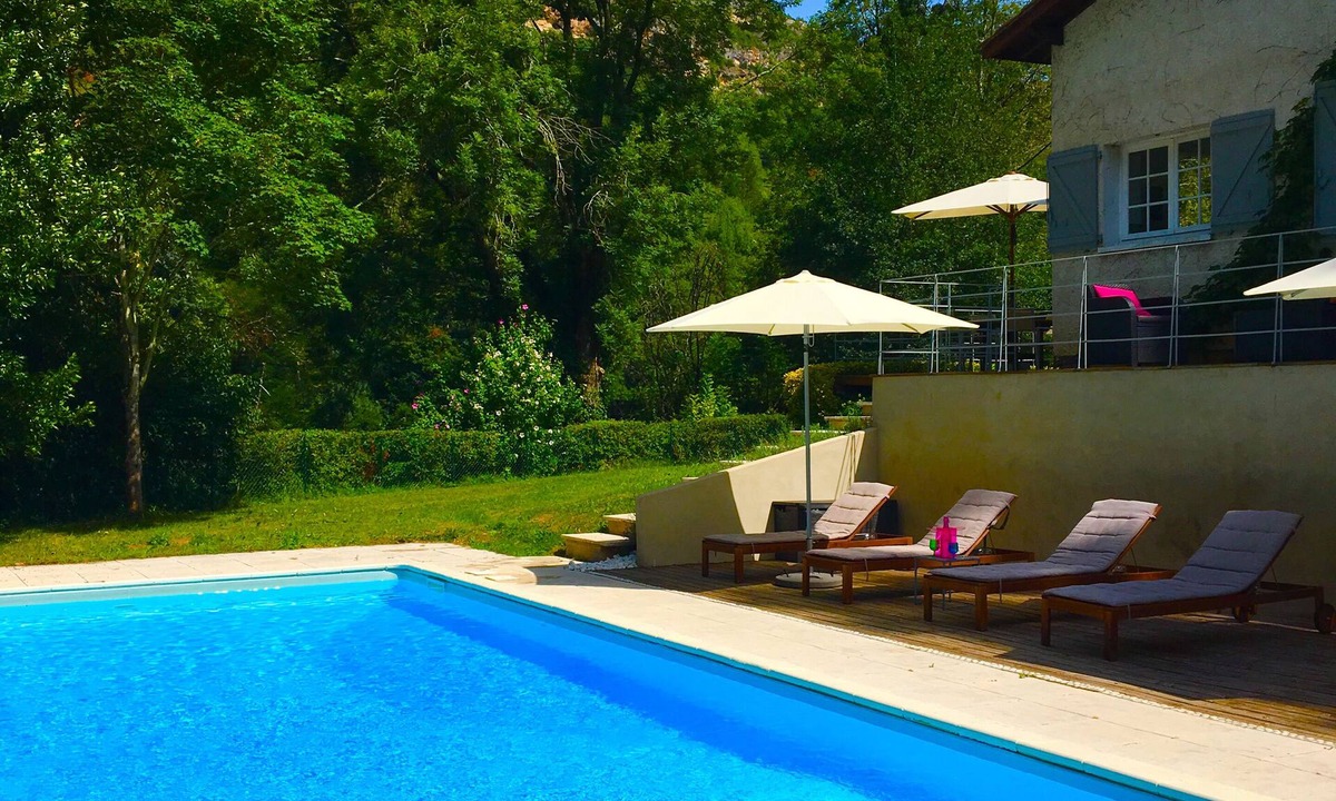 Saint-Antonin Noble Val House | Tranquil river setting/private heated pool/short stroll to famous medieval town