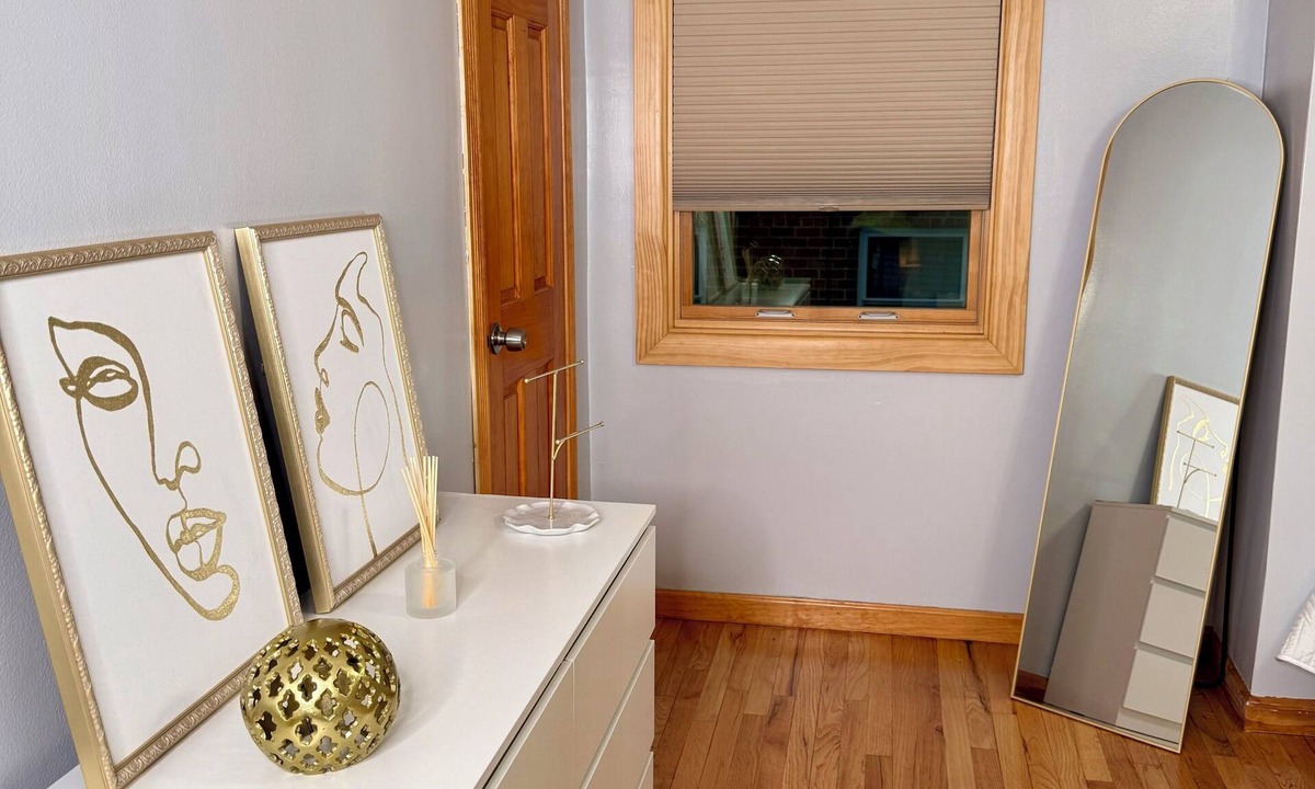 Hackensack Apartment | Tranquil 2-bedroom updated apartment with AC in charming Hackensack