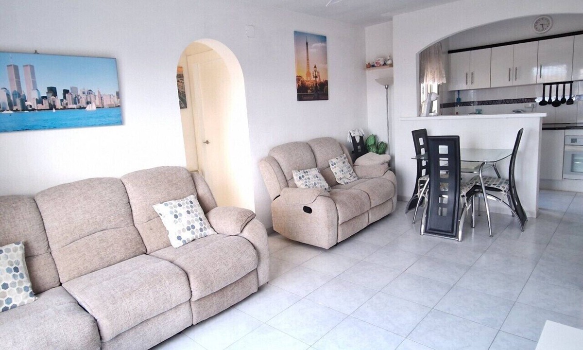San Luis Apartment | Tranquil 2 Bedroom Duplex Apartment overlooking Lakes
