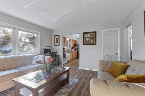 Spring Lake Park Apartment | Tranquil 2BR Apt NE Mpls - 8073 Apt 2