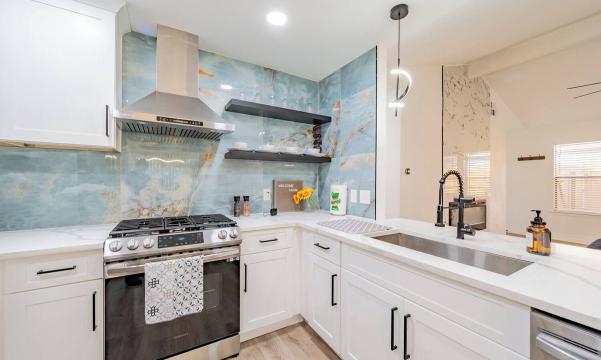 McNeil House | Tranquil 3-bedroom house in Austin with WiFi and AC