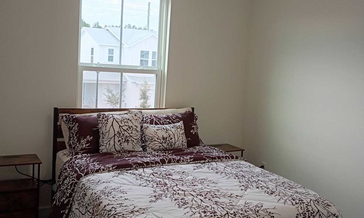 St. Cloud House | Tranquil 4-bedroom townhome with AC in St. Cloud