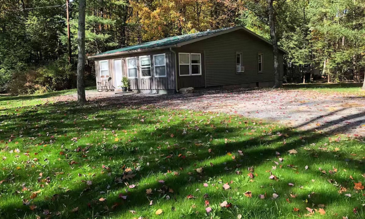 Mifflinburg Cottage | Tranquil Cottage