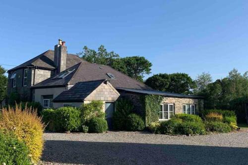 Liskeard House | Tranquil Countryside Retreat.