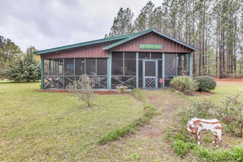 Barnesville Apartment | Tranquil Fairmont Studio with Patios - Pets Welcome!