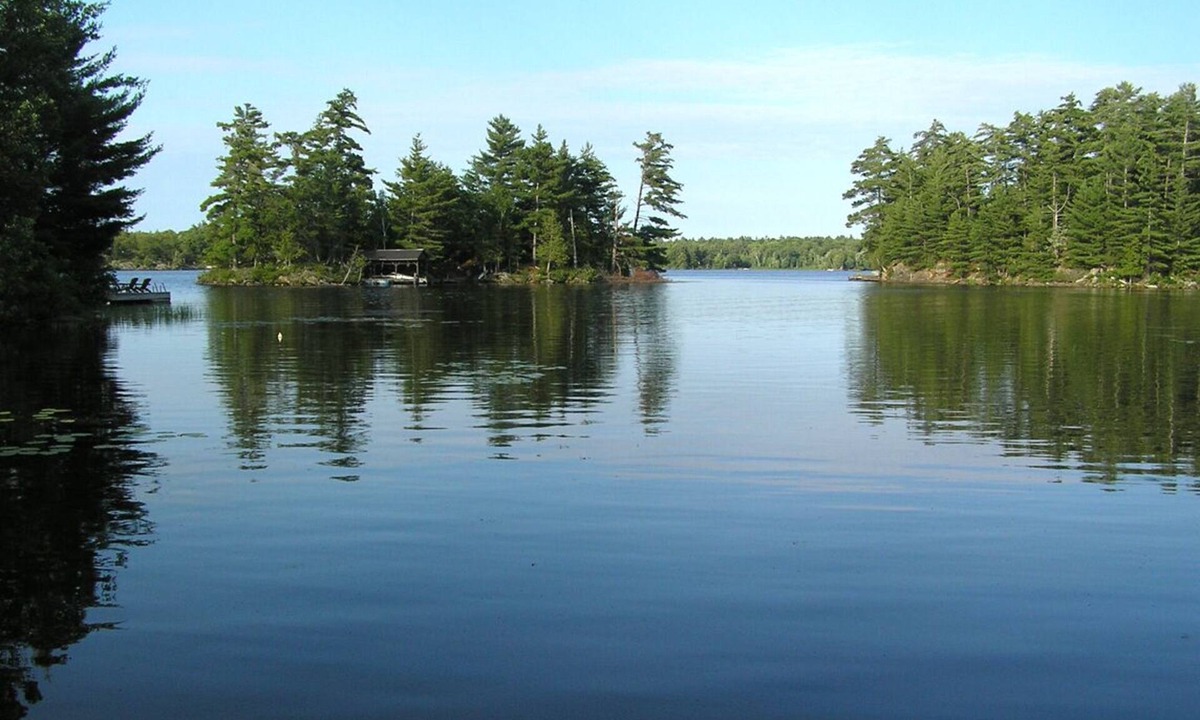 Severn Cottage | Tranquil, Fishing, Canoeing Paradise On The Gorgeous Severn River