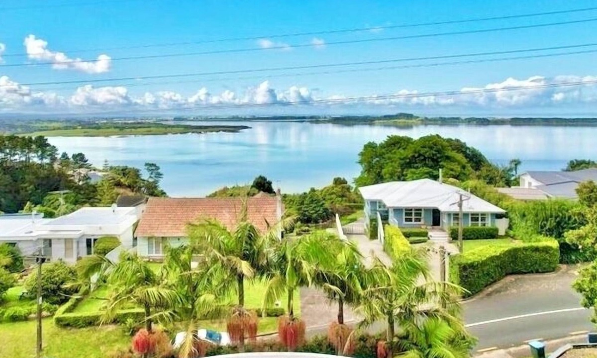 Hillsborough House | Tranquil Haven Retreat