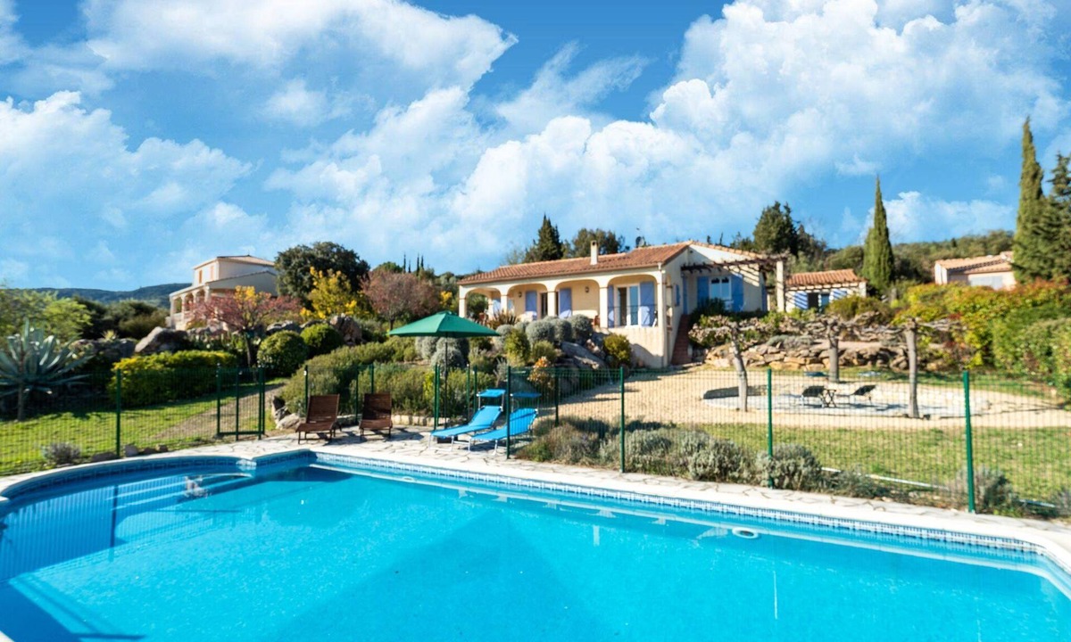 Felines-Minervois House | Tranquil holiday home with private pool