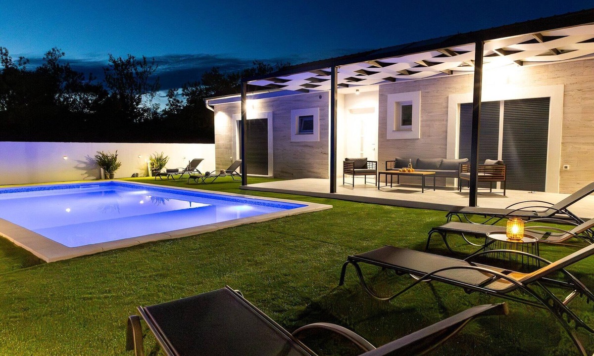 Stankovci House | Tranquil Holiday Home with in Stankovci