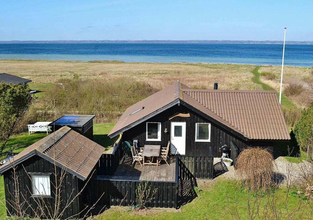 Tranekaer House | Tranquil Holiday Home in Tranekaer with Terrace