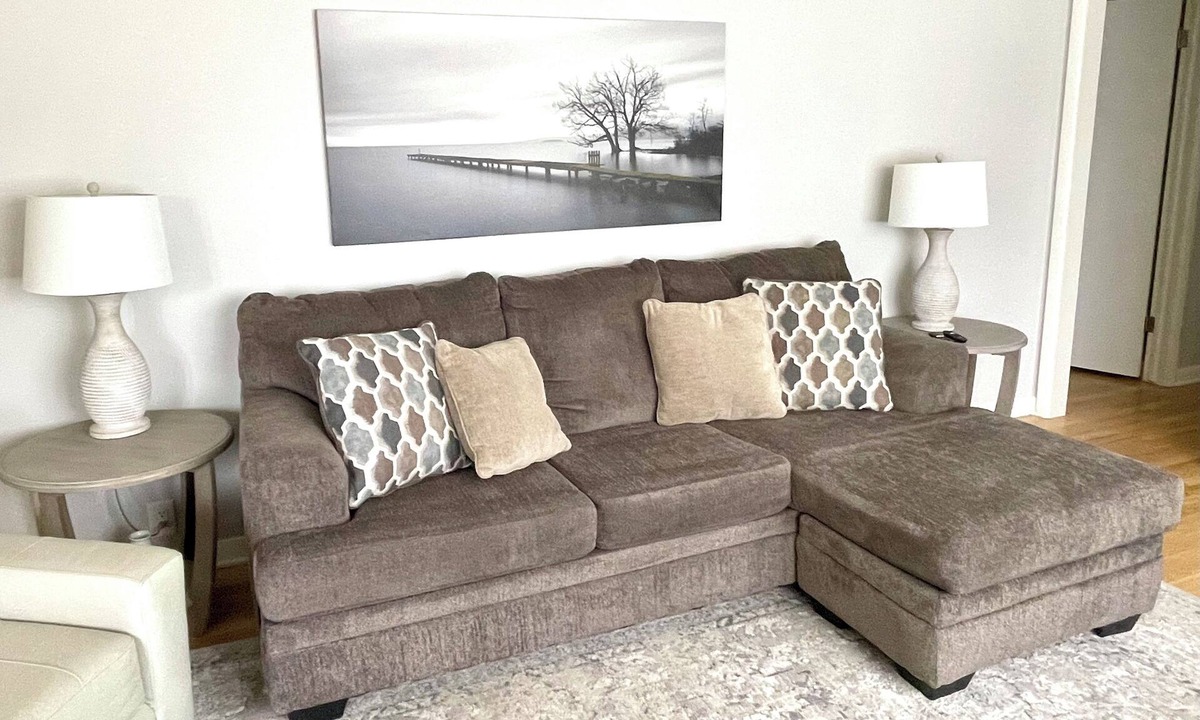 Ames House | Tranquil Home in Beautiful Setting