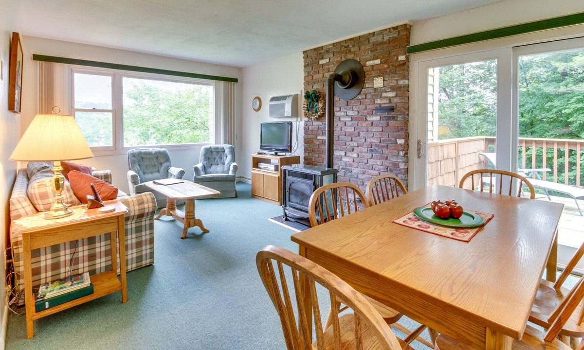 Stowe Area Condo | Tranquil Retreat with Shared Pool, Hot Tub, and Private Deck - Close to Skiing